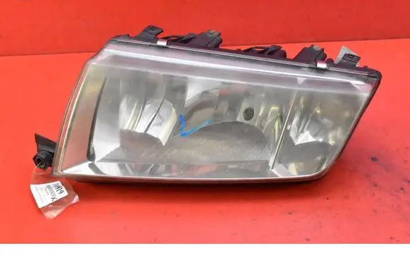 Skoda Fabia Mk1 (6Y) Headlight/headlamp 