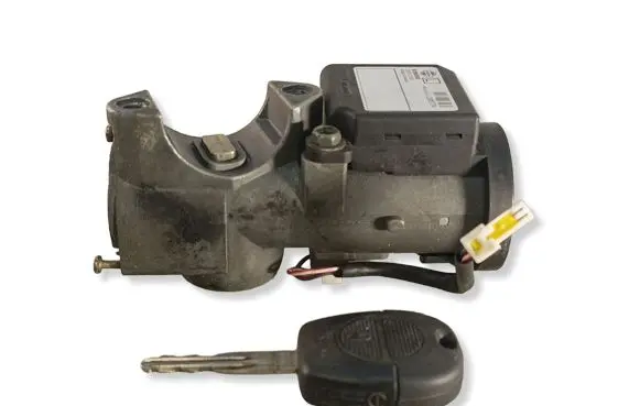 Nissan Primera Ignition lock 28590C9965
