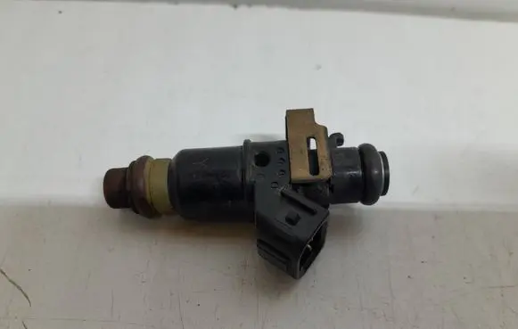 Honda Civic Fuel injector 