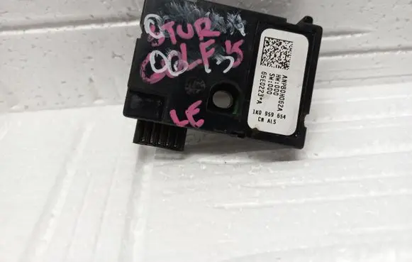 Skoda Octavia Mk2 (1Z) Steering angle sensor 1K0959654