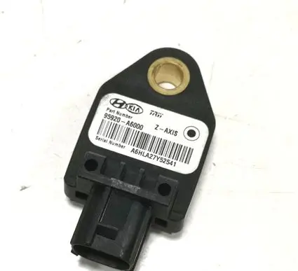 Hyundai i30 Airbag deployment crash/impact sensor 95920A6000 A6HLA27Y52541