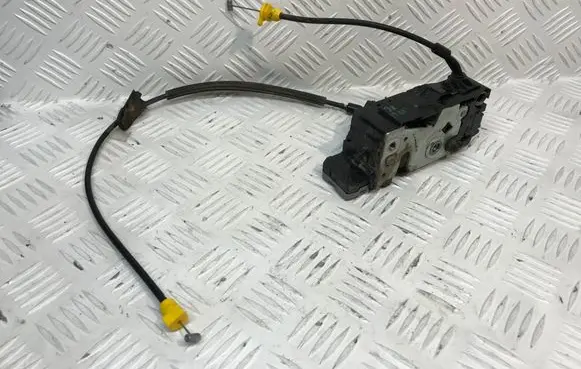 Peugeot 207 Rear door lock 24099158 24097816
