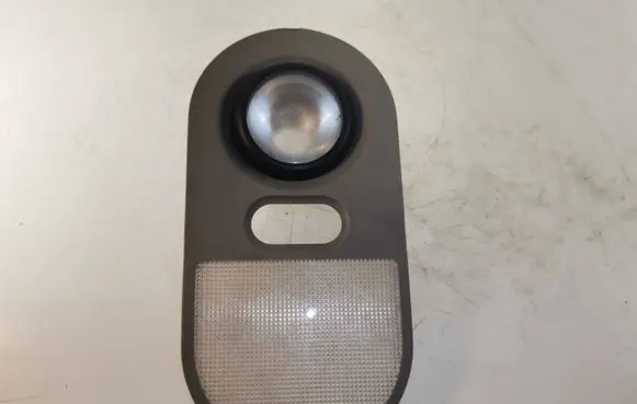 Renault Master II Rear seat light 08845020