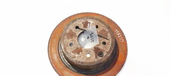 Nissan Qashqai Rear brake disc neventiliuojamas