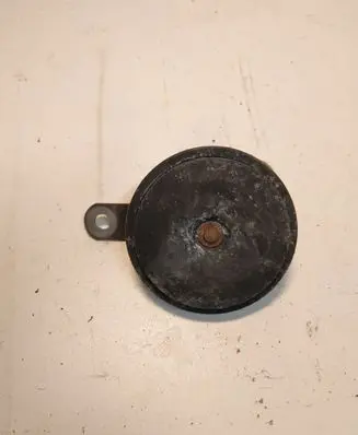 Toyota Corolla E120 E130 Horn signal
