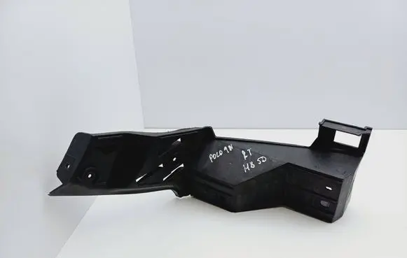 Volkswagen Polo IV 9N3 Rear bumper mounting bracket 6Q6807375