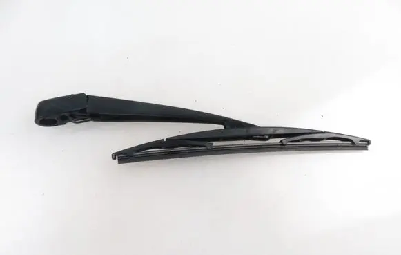 Mitsubishi Outlander Rear wiper blade arm