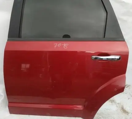 Dodge Journey Rear door raudonos