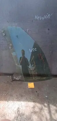 Subaru Legacy Front door window glass four-door 1212123