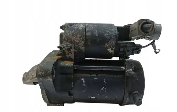 Toyota Yaris Starter motor 