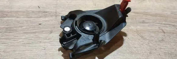 Volvo V70 Front door speaker 8633992