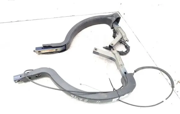 Toyota Avensis T270 Tailgate/trunk/boot hinge 