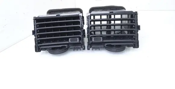 Nissan Leaf I (ZE0) Dash center air vent grill 687503NA0A 687513NA0A