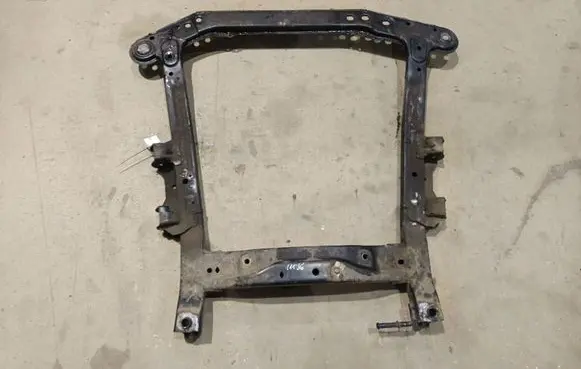 Dacia Sandero Front subframe 