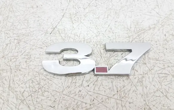 Ford Mustang VI Fender model badge letters 
