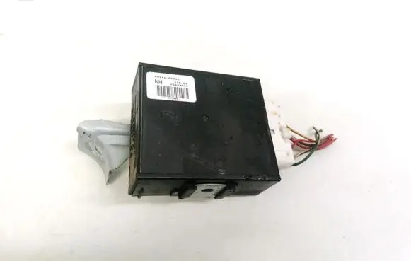 Toyota Avensis T220 Other control units/modules 8974105041 89741-05041