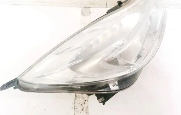 Opel Insignia A Headlight/headlamp 13226781 1LJ00963004