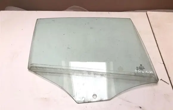 BMW 1 E81 E87 Rear door window glass