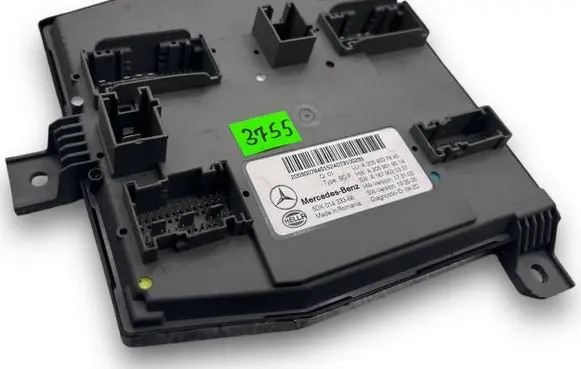 Mercedes-Benz C W205 Central body control module S3755 A2059007845