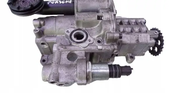 Porsche Cayman 982 Oil pump 9A110705004