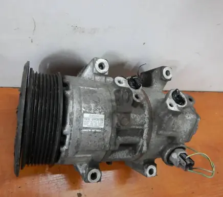 Toyota RAV 4 (XA30) Air conditioning (A/C) compressor (pump) 4472601257 565130