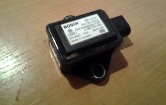 Audi A8 S8 D3 4E ESP acceleration yaw rate sensor 8E0907637A 0265005245