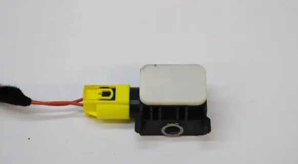 Mercedes-Benz R W251 Airbag deployment crash/impact sensor 0038202826