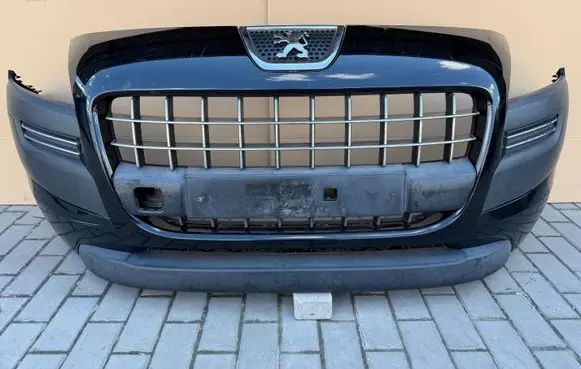 Peugeot 3008 I Front bumper