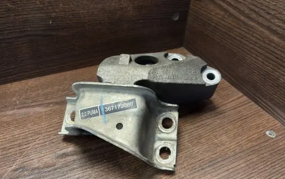 Citroen Jumper Engine mount bracket 1367173080