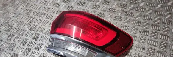Jeep Grand Cherokee Rear/tail lights P68471328AA