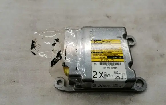 Toyota Avensis T250 Airbag control unit/module 8917005220 215955102