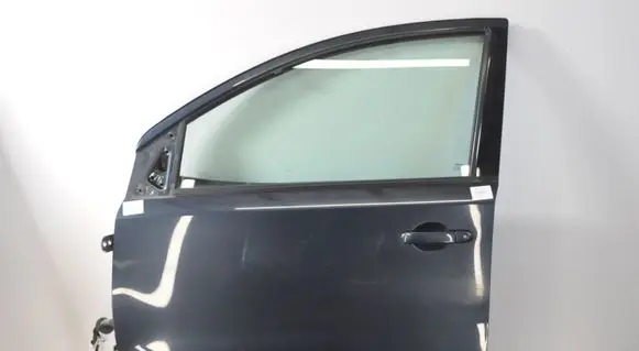 Nissan Note (E11) Front door 
