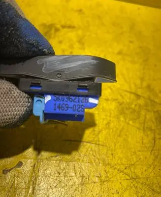 Volkswagen Golf VI Central locking switch button 5K0962126