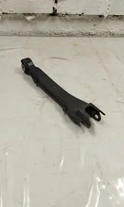 Mercedes-Benz C AMG W205 Rear control arm A2043521205