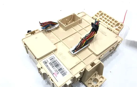 Hyundai i40 Fuse box set 91950-3Z010