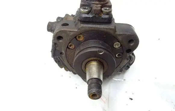 Fuel injection high pressure pump