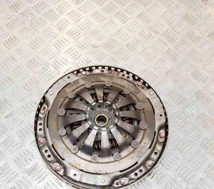 Hyundai Ioniq Clutch set kit 410722B001 2329003001