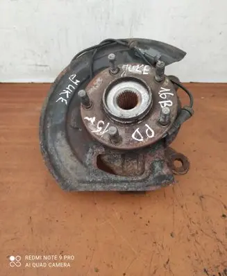 Nissan Juke I F15 Front wheel hub