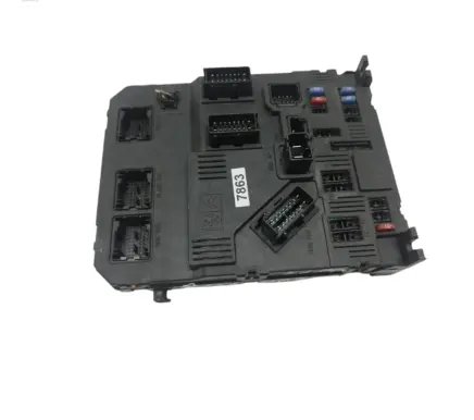 Peugeot 407 Comfort/convenience module 9655221080 S120104700K 743130635