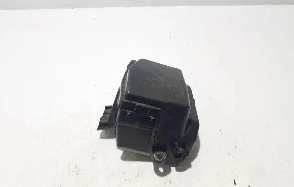 Renault Arkana Fuse box set 243803298R