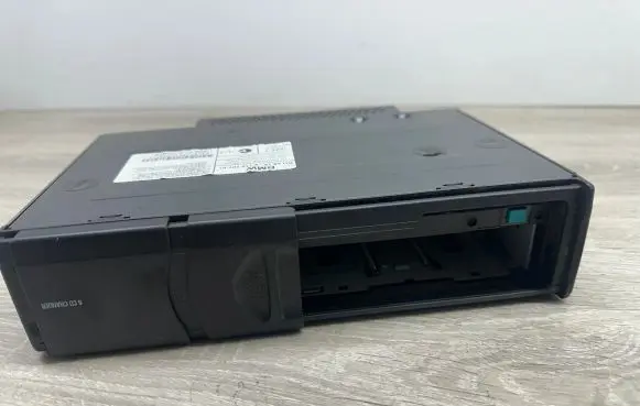 CD/DVD changer