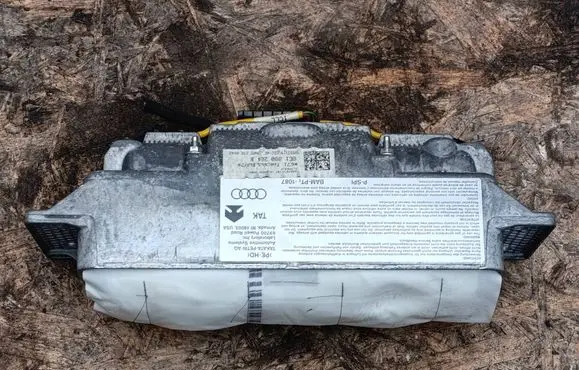 Passenger airbag