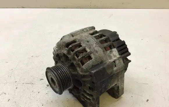 Renault Laguna II Generator/alternator 8200112065