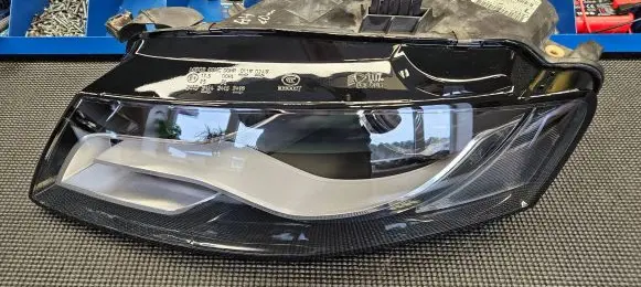 Audi A4 S4 B8 8K Headlight/headlamp