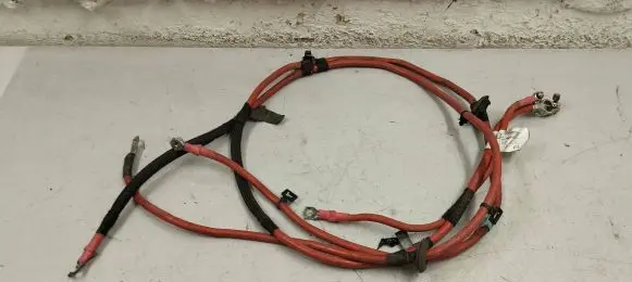 Mercedes-Benz GLE (W166 - C292) Positive cable (battery) A1665403812