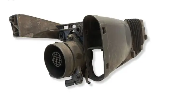 Mercedes-Benz E W211 Air filter box A6460901101 FP0096 LP13404
