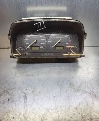 Volkswagen Golf III Speedometer (instrument cluster) 1H6919033M