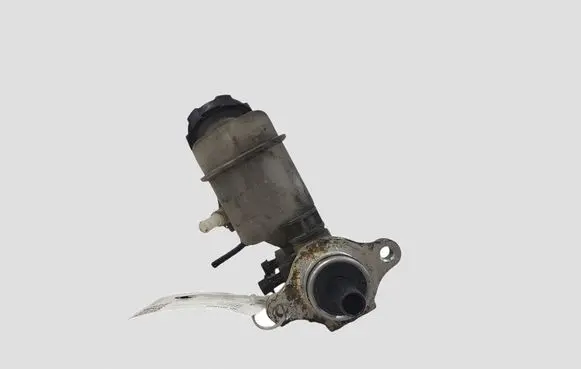 KIA Carens II Master brake cylinder
