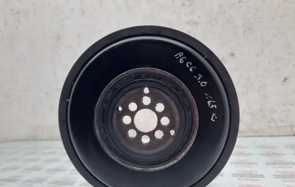 Audi A6 S6 C6 4F Crankshaft pulley 057105251D