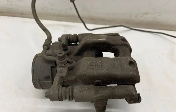 Opel Vivaro Rear brake caliper